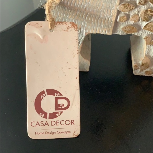 Decor - Picture 2 of 6